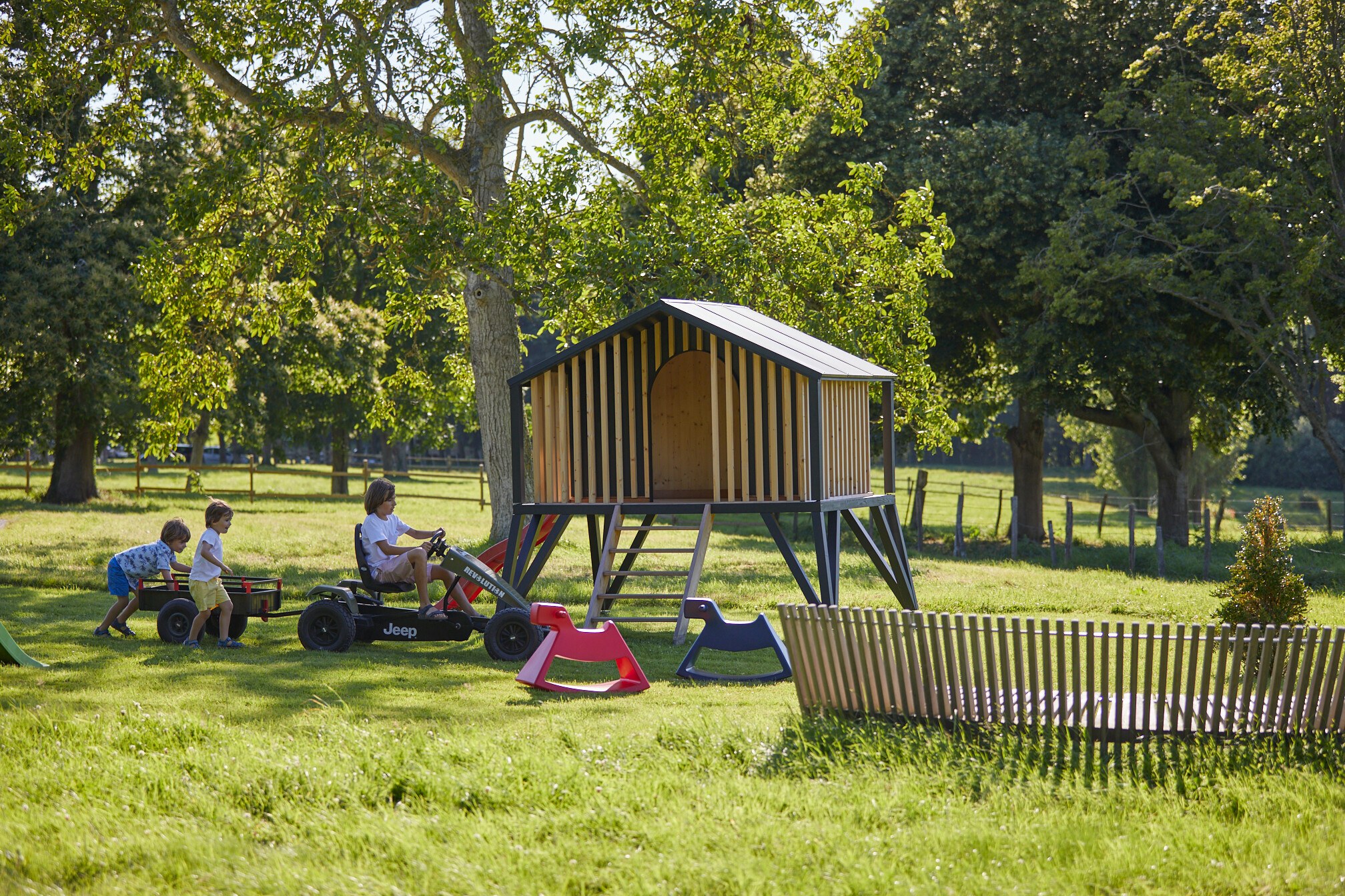 French Flair Normandy Château d Audrieu children area