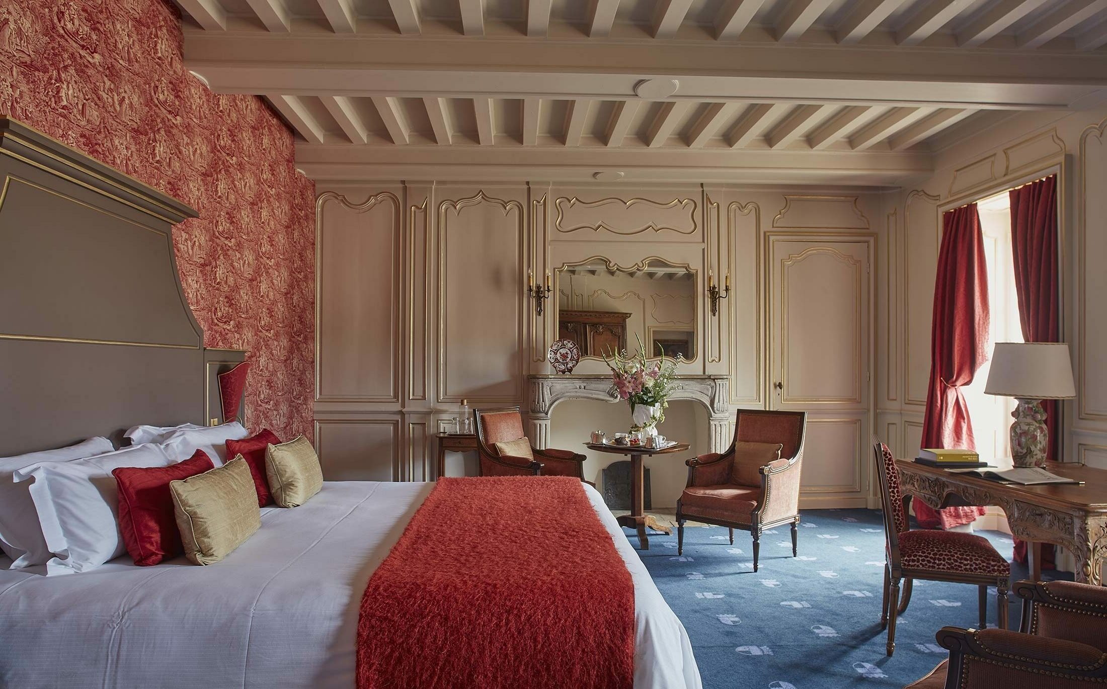 French Flair Normandy Château d Audrieu suite