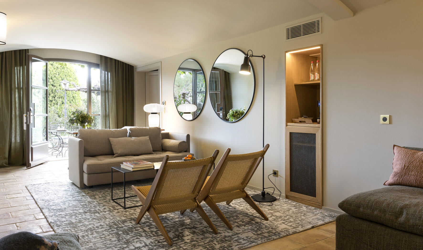 French Flair Provence and the French Riviera Baumaniere living room